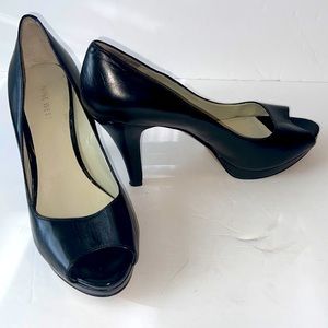 NINE WEST DANEE black open toe platform pumps s7.5